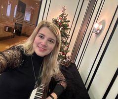 Victoria Pohl_Solopiano_1.Weihnachtsfeiertag_Christmas 2023